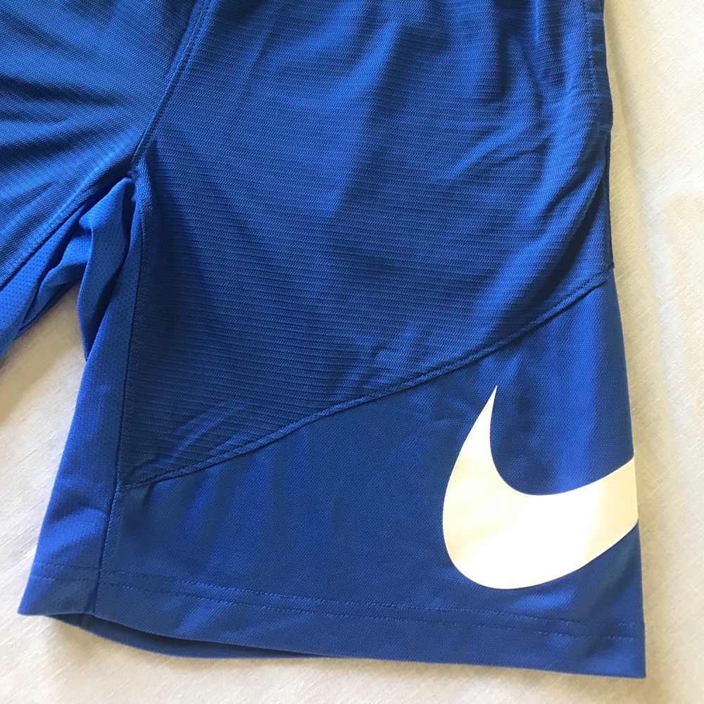 Boys Nike Shorts Size Small Blue with White Swoosh - Picture 3 of 8